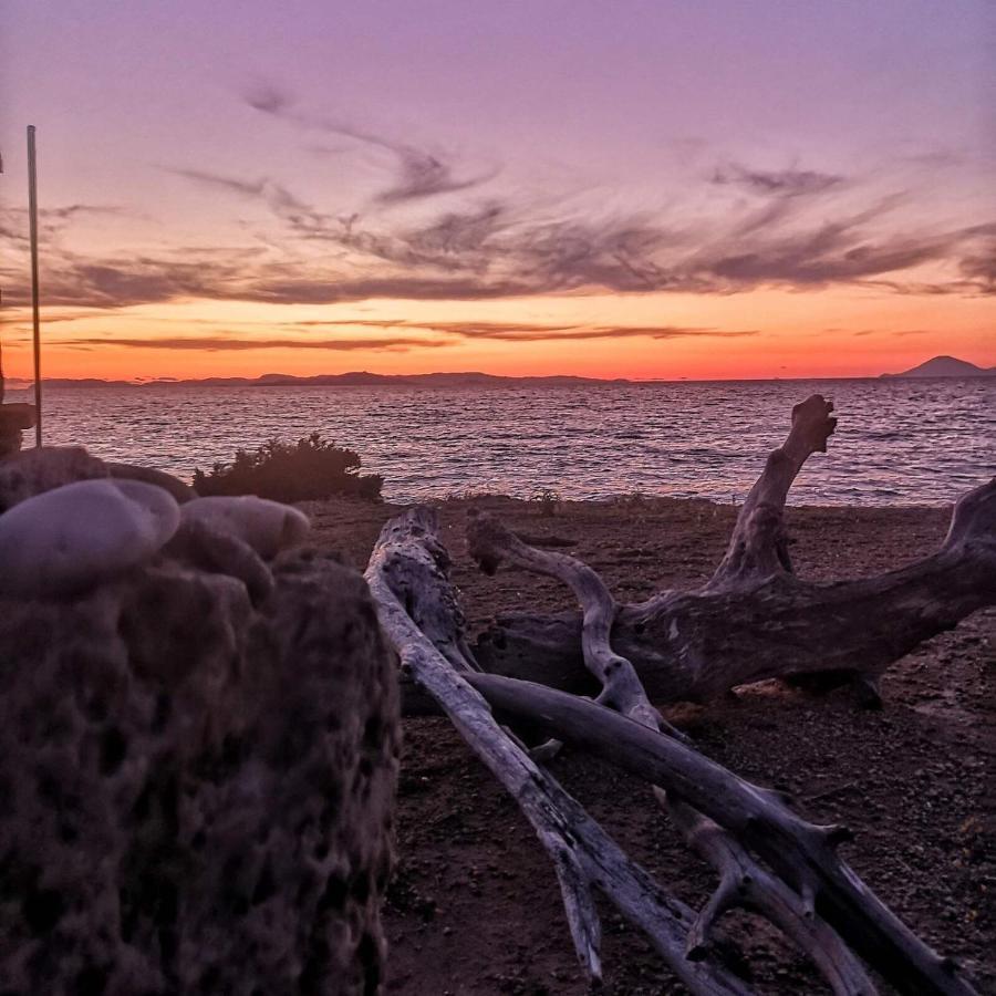 Genari Beach Apartments Levendokhórion Dış mekan fotoğraf