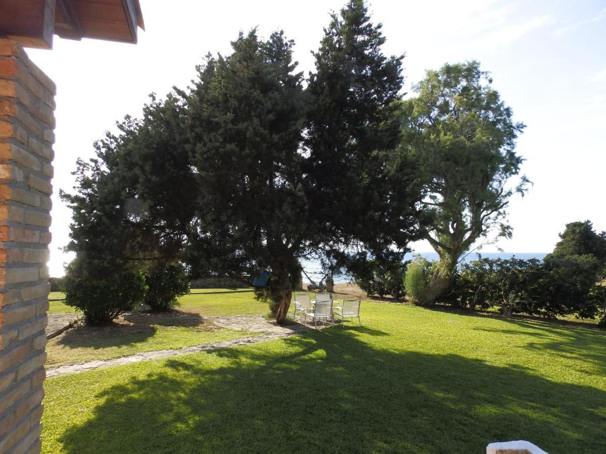 Genari Beach Apartments Levendokhórion Dış mekan fotoğraf