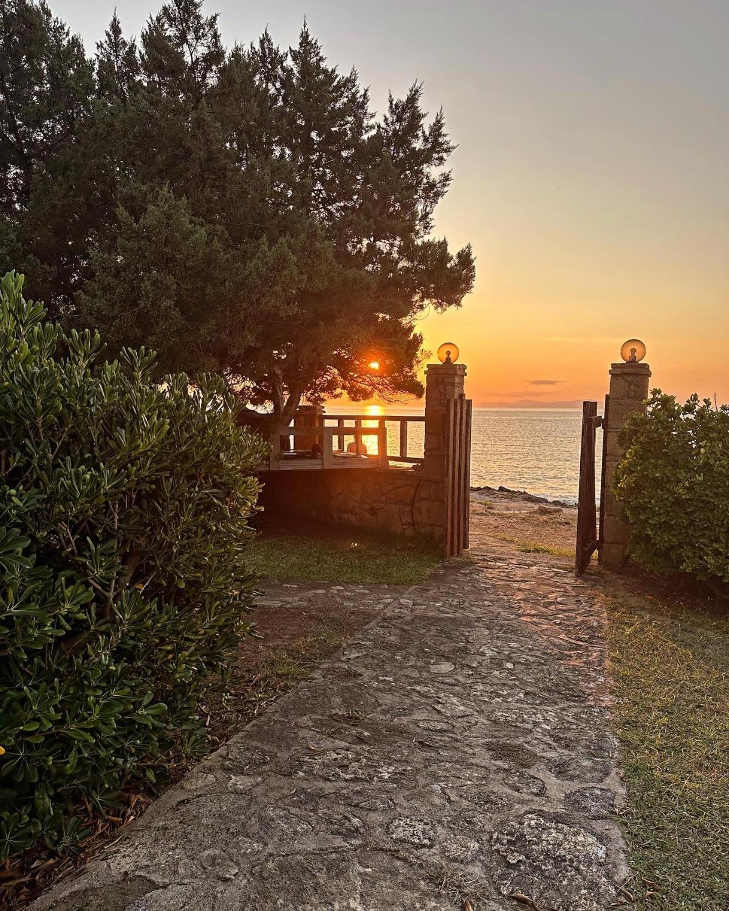 Genari Beach Apartments Levendokhórion Dış mekan fotoğraf