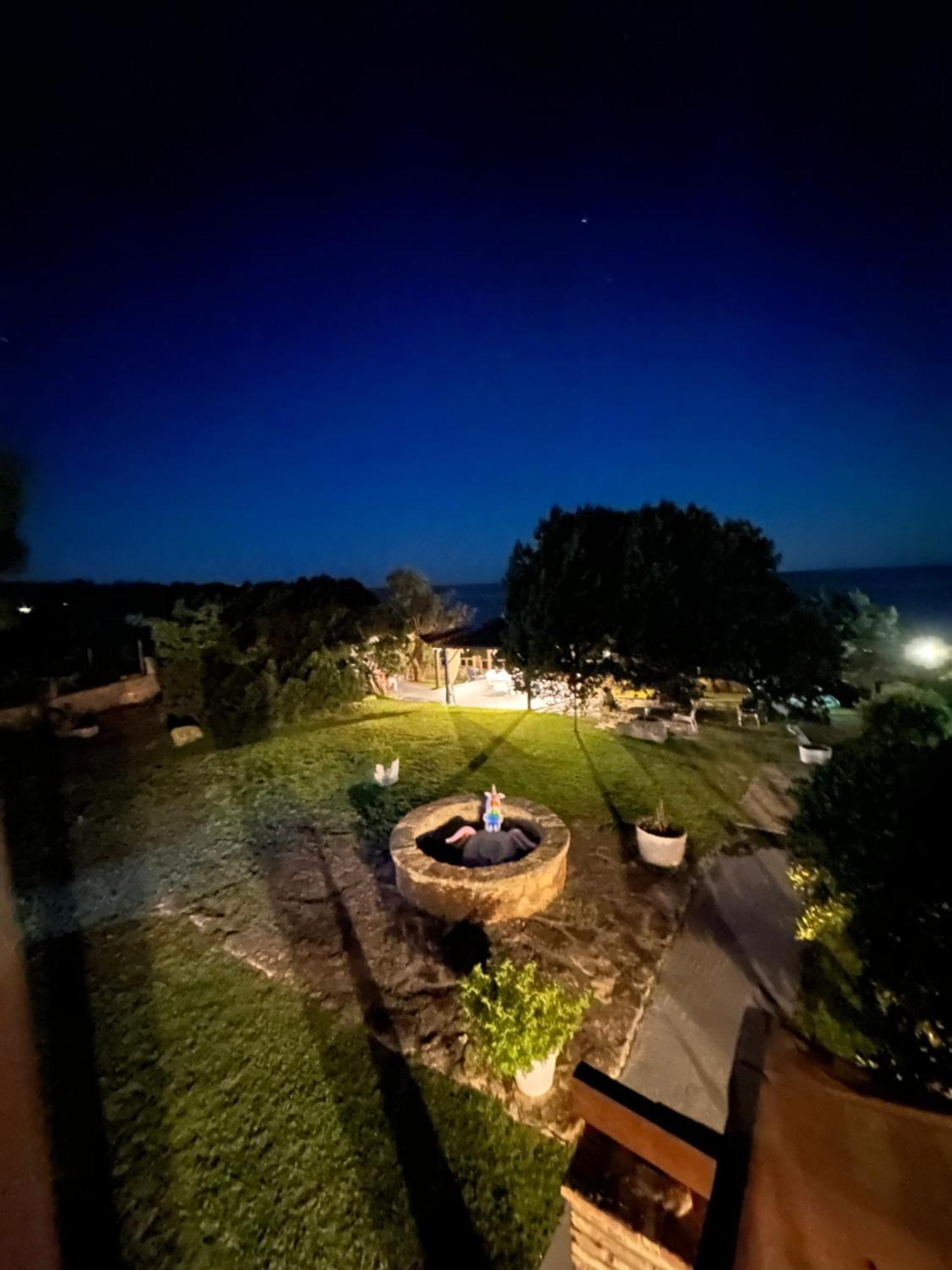Genari Beach Apartments Levendokhórion Dış mekan fotoğraf